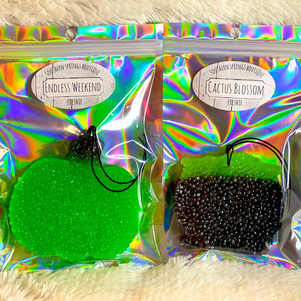 SOLD Halloween Freshie Set 🖤